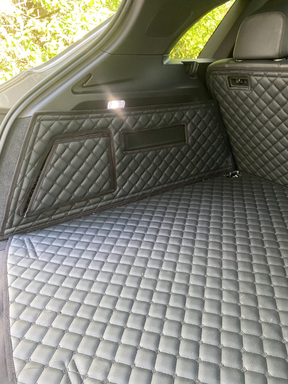 porsche cayenne 2019 boot skinz